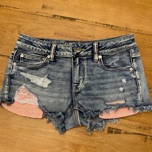 American Eagle Super Stretch Shortie Jean Shorts Pink Lace Pockets Size US 8